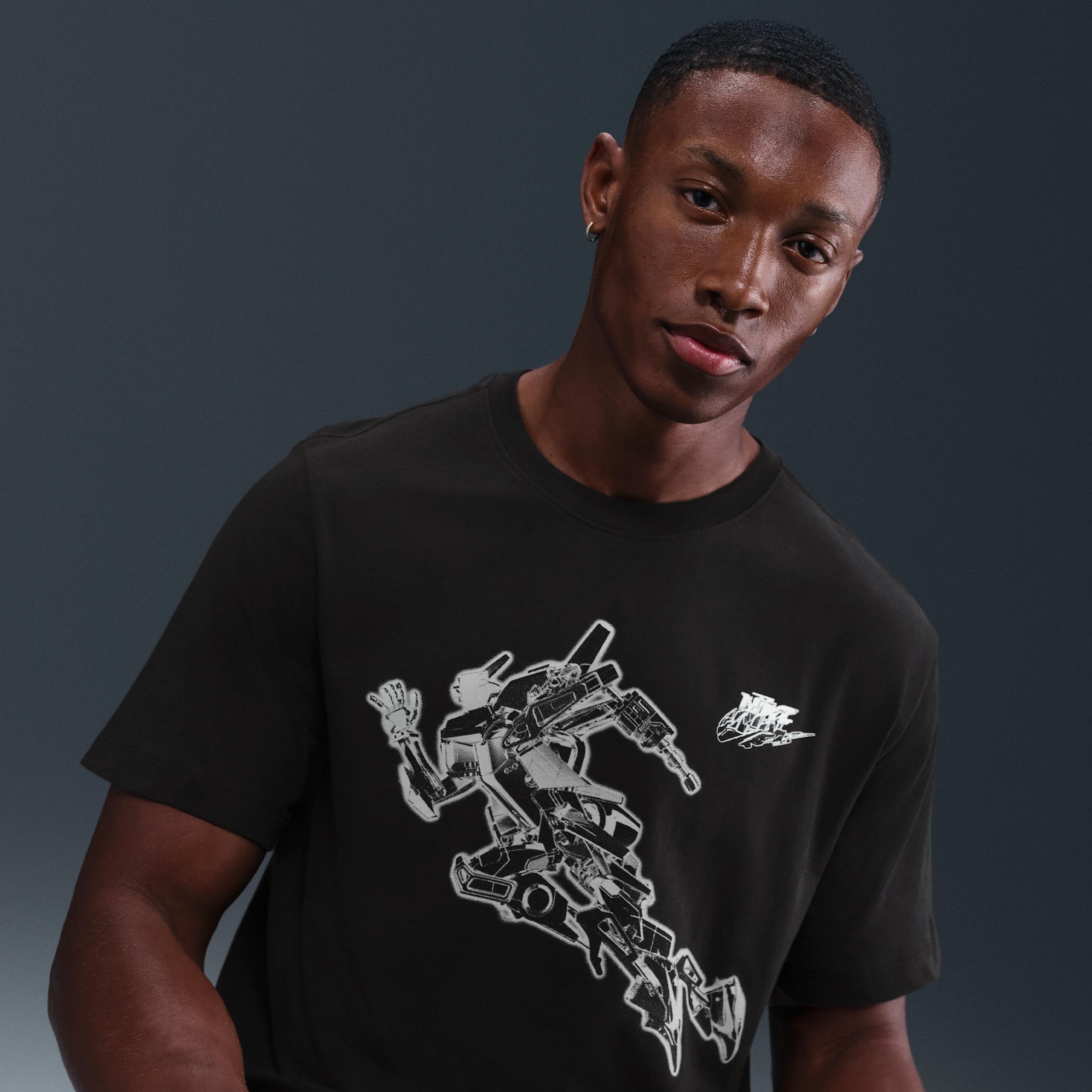 Nike Sportswear Men's T-Shirt Product Image