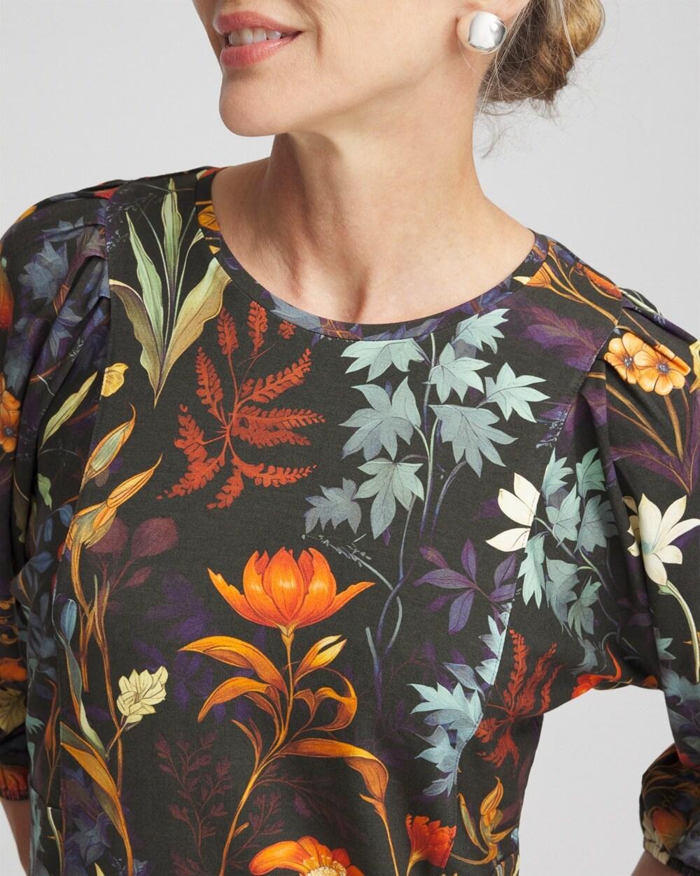 Touch of Cool™ Autumn Seamed Tee Product Image