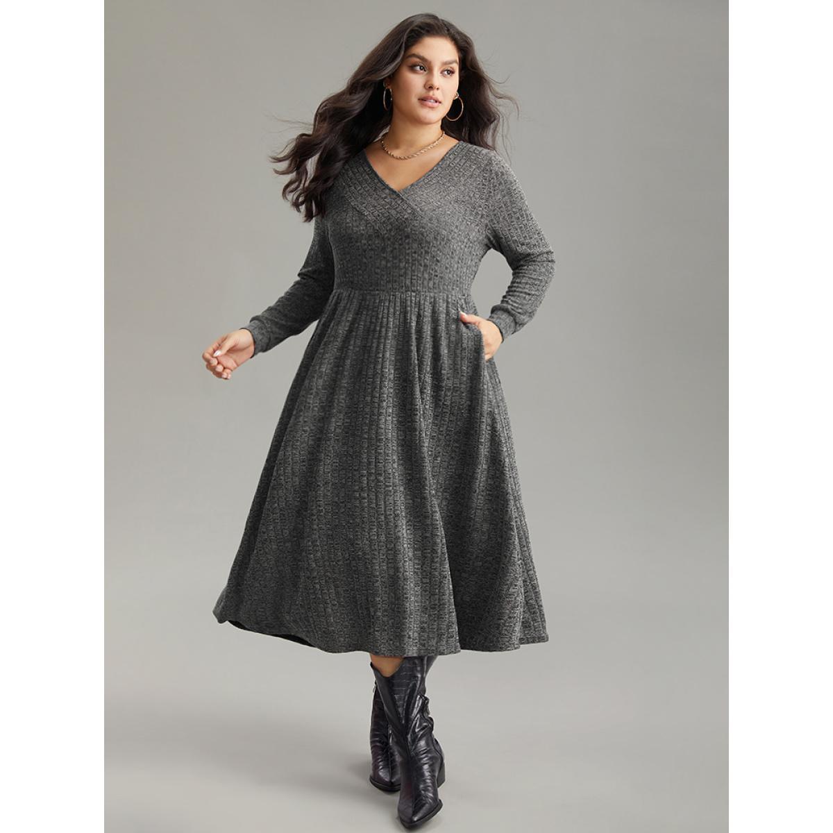 Plus Size Rib Knit Plain Plisse Long Sleeve Dress DarkGray Women Casual Rib Knit V-neck Long Sleeve Curvy Midi Dress BloomChic 28/5X Product Image