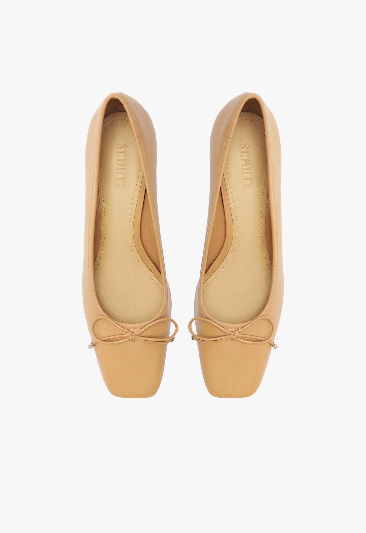 Arissa Block Leather Pump Product Image