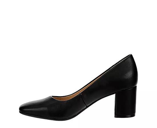 Lauren Blakwell Womens Chantria Pump Product Image