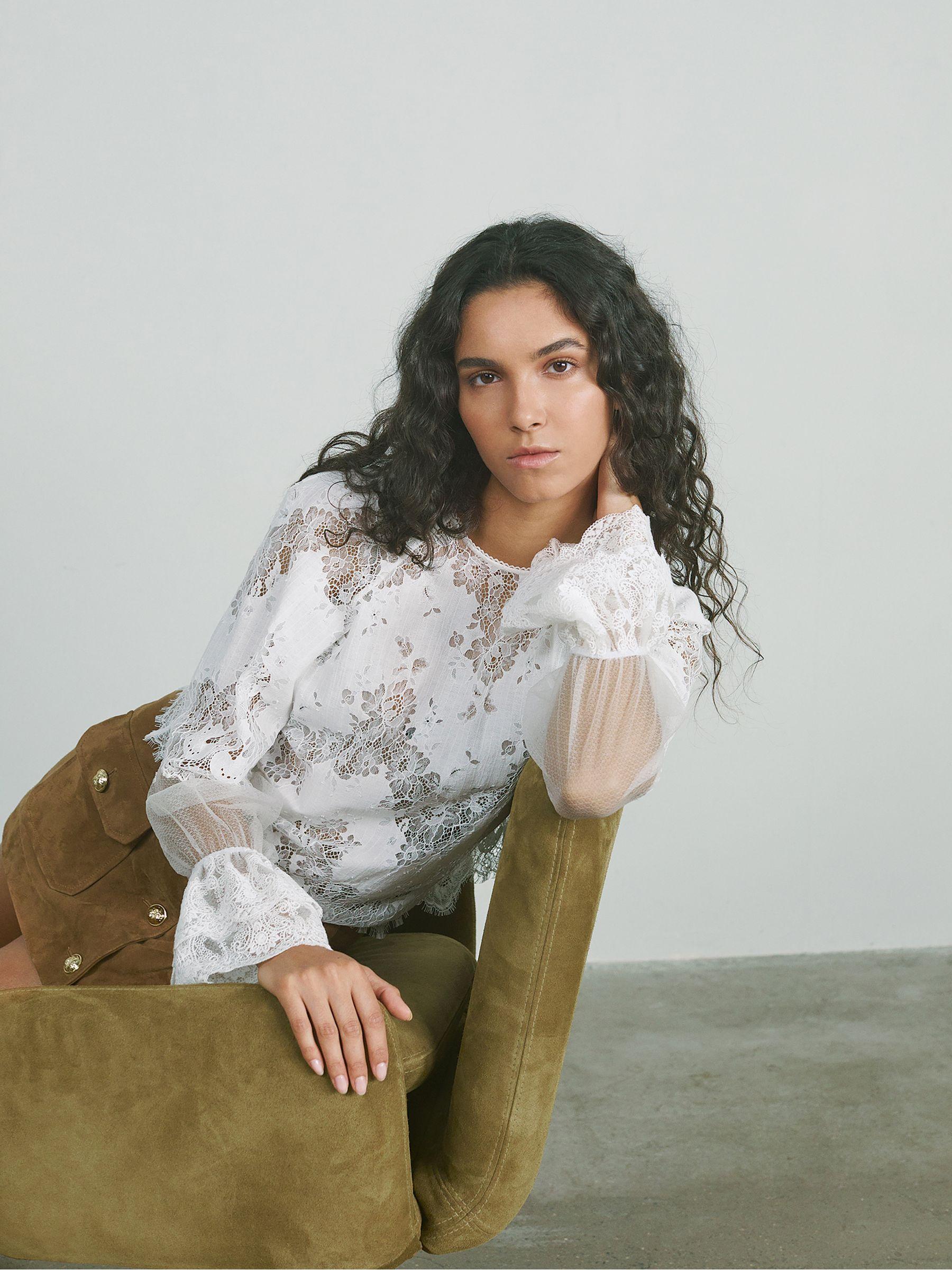 Lace Flared-Cuff Blouse in Ivory Product Image