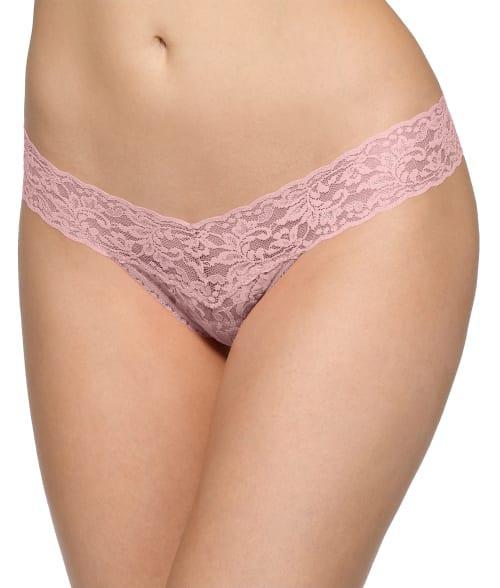 Signature Lace Low-Rise Thong Product Image