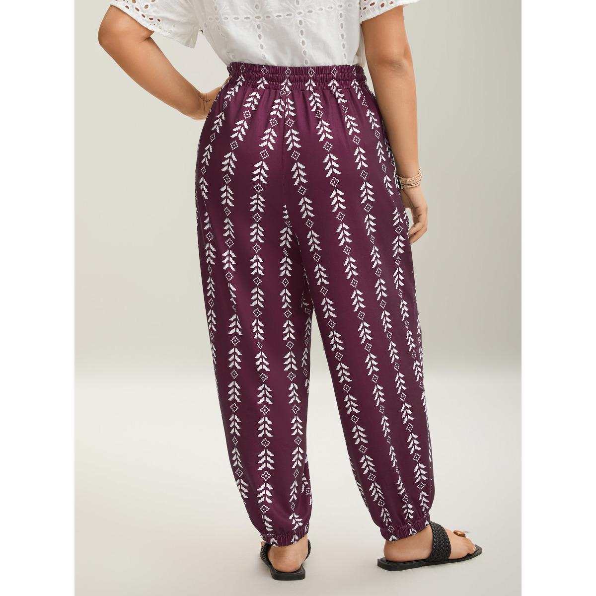 Plus Size Boho Geometric Print Stretchy Waist Pants Women Burgundy Casual Mid Rise Everyday Pants BloomChic 28/5X Product Image