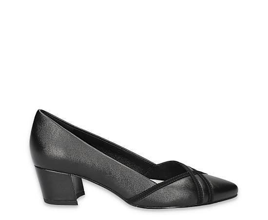 Easy Street Womens Lotus Pump Product Image