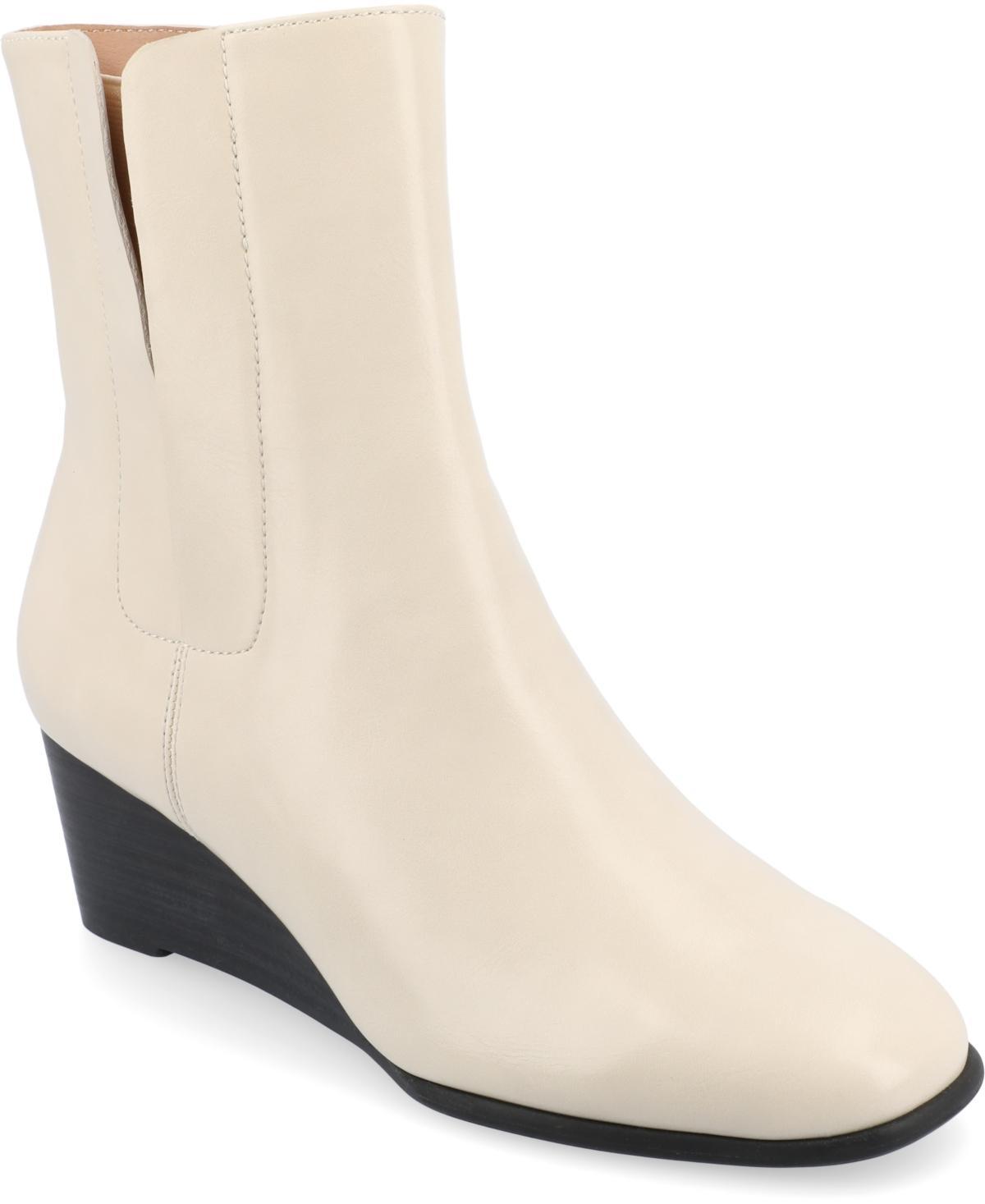 Journee Collection Womens Kylo Bootie Product Image