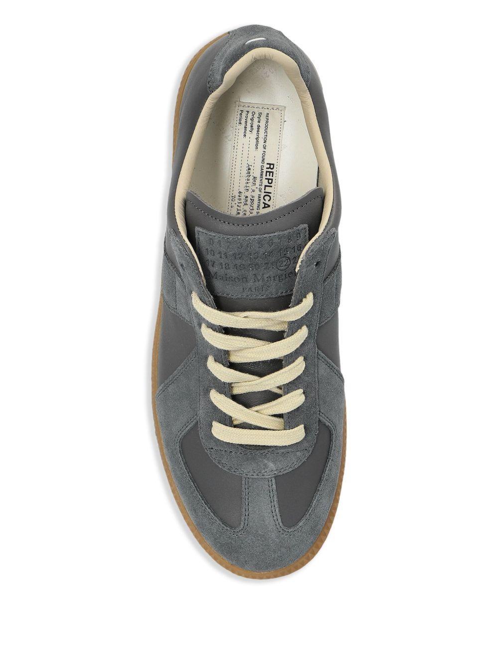 Replica sneakers Product Image