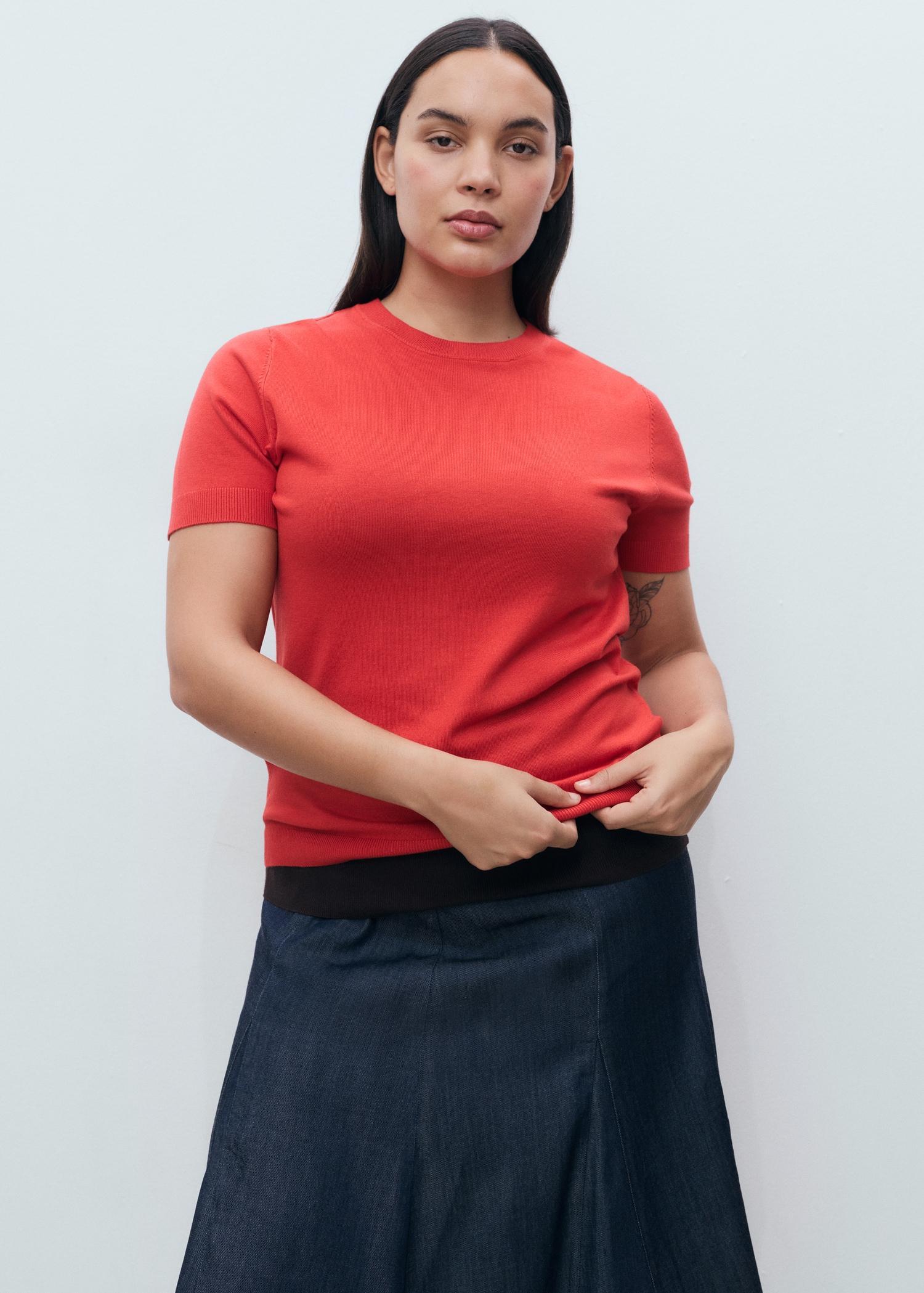 Short-sleeved fine-knit sweater - Women | MANGO USA Product Image