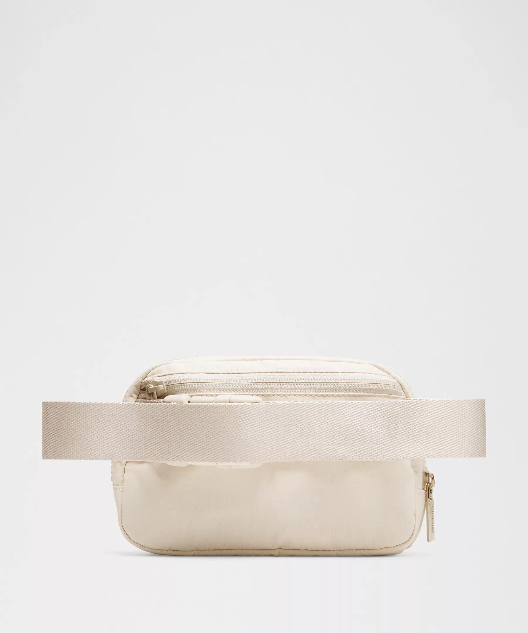Everywhere Belt Bag with Long Strap 1L Product Image