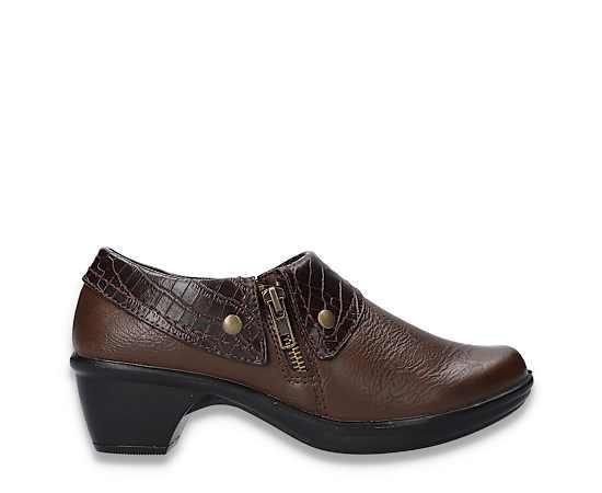Easy Street Womens Darcy Bootie Product Image