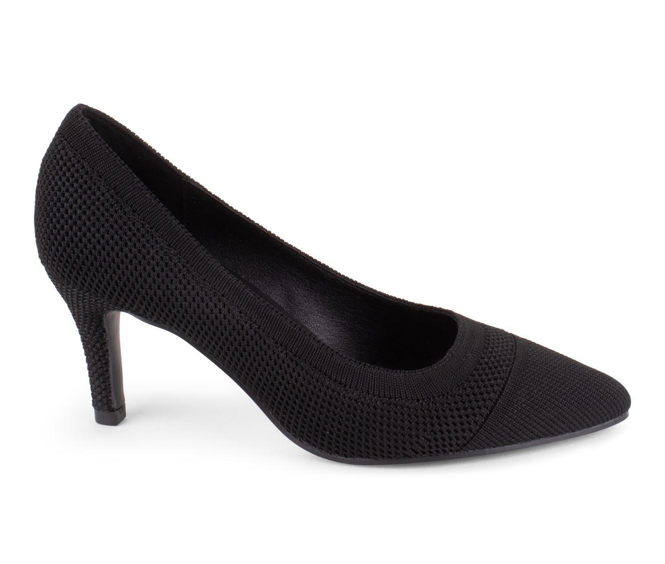Women's Tahari Taj Pumps Product Image