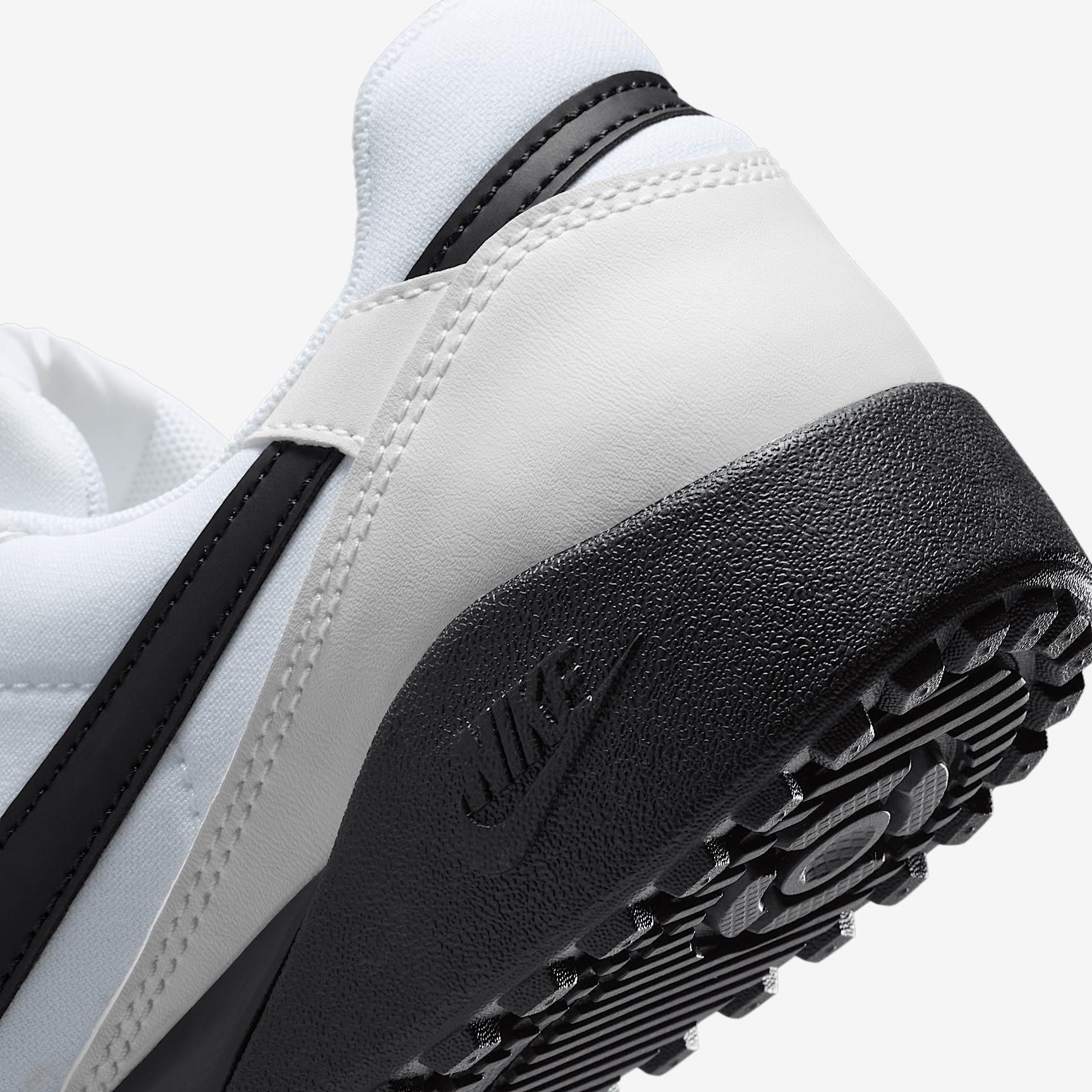 Nike Women's Terra Manta Shoes Product Image