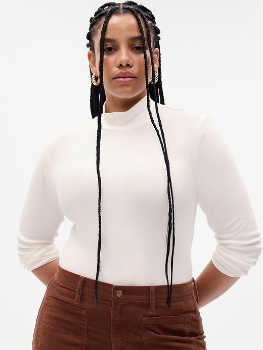 Modern Mockneck T-Shirt Product Image