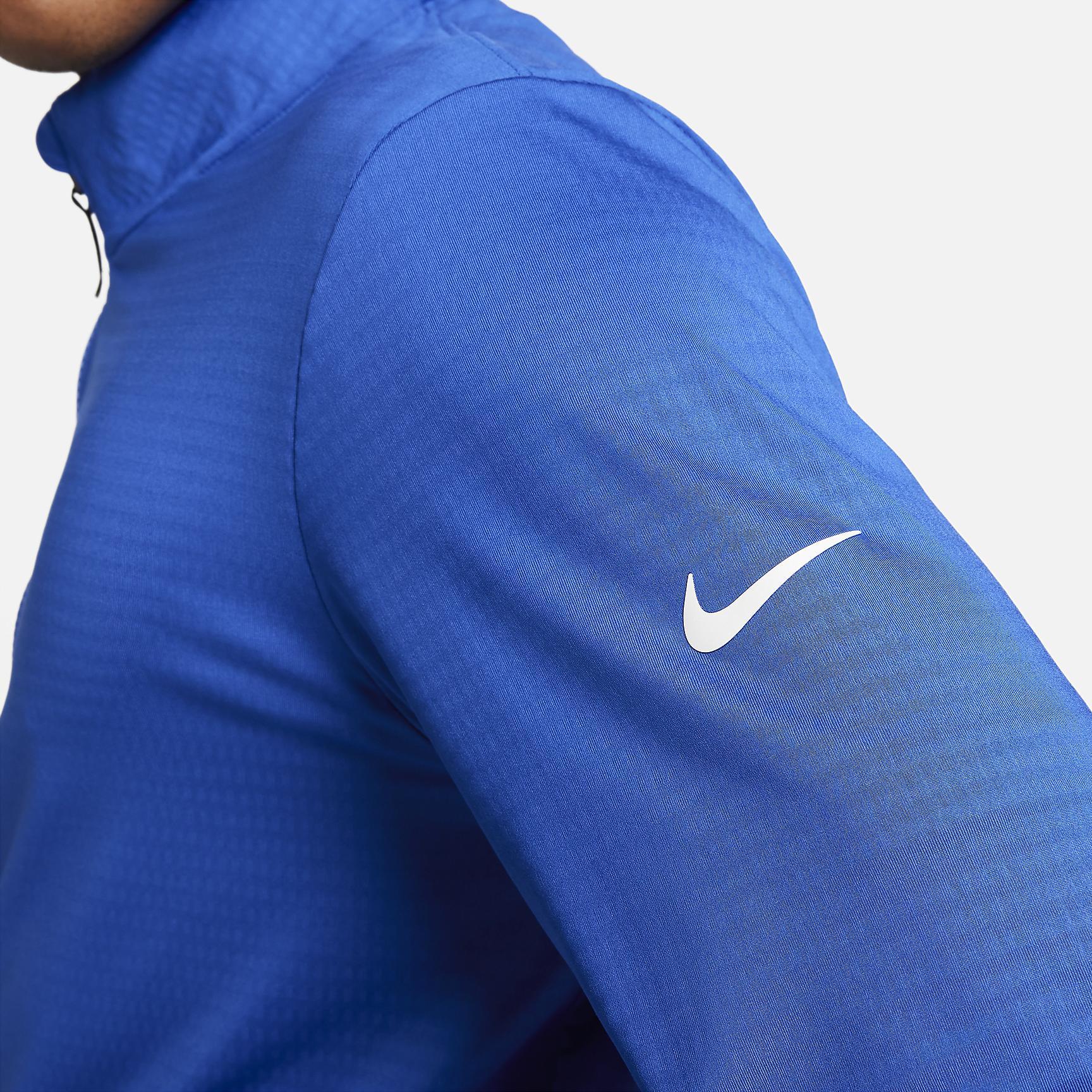 Nike Victory Men's Dri-FIT 1/2-Zip Golf Top Product Image