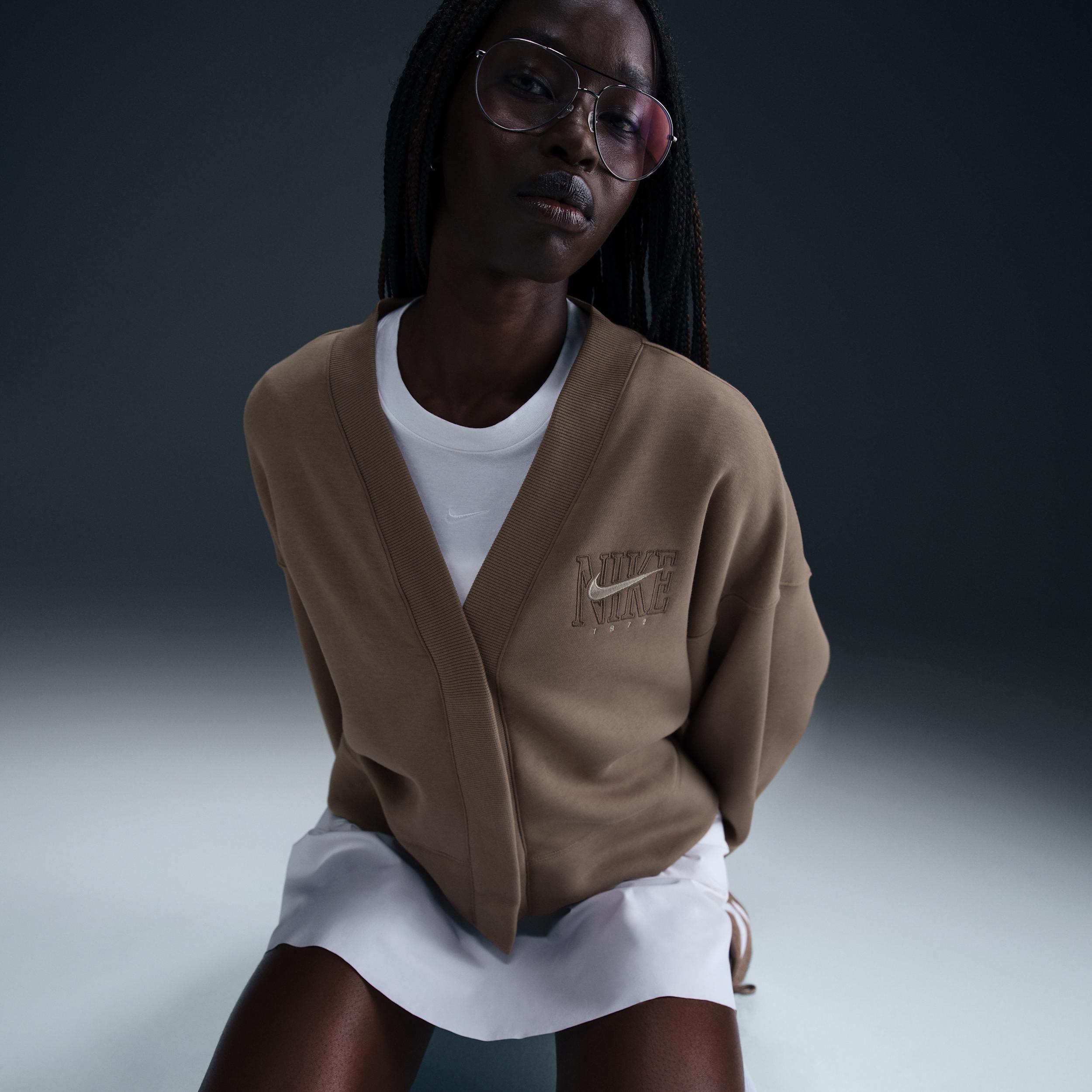Nike Sportswear Phoenix Fleece Women's Over-Oversized Graphic Cardigan Product Image