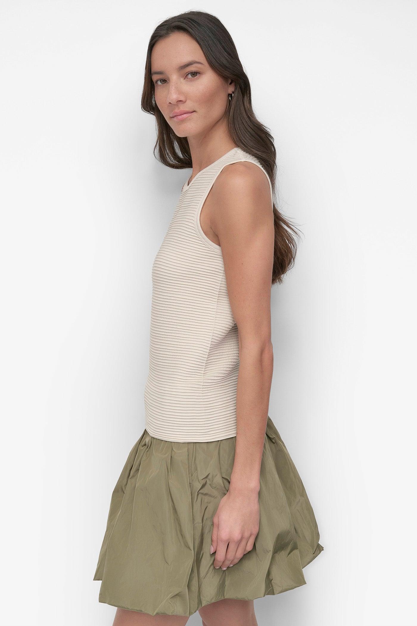 SEAMLESS TOP Product Image