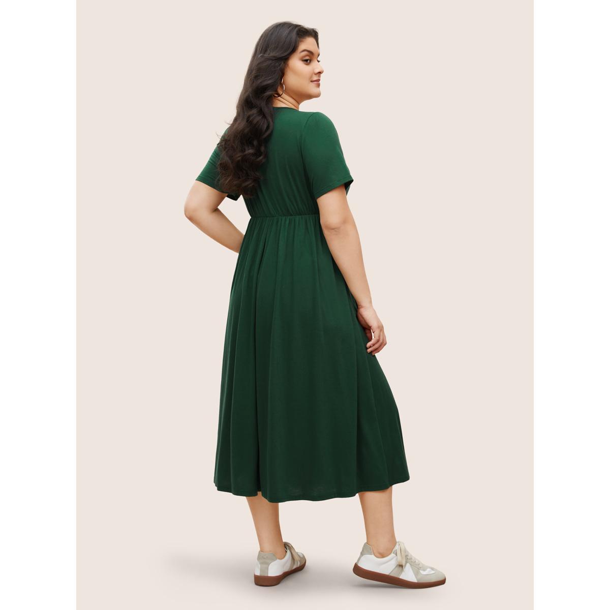 Plus Size Supersoft Essentials Plain Pleated Dress Green Women Casual Pleated V-neck Short sleeve Curvy BloomChic 26/4X Product Image