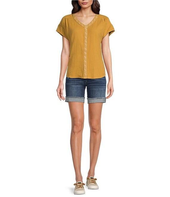 Aventura Kelford Gauze Woven Embroidered Crew Neck Short Sleeve Top Product Image