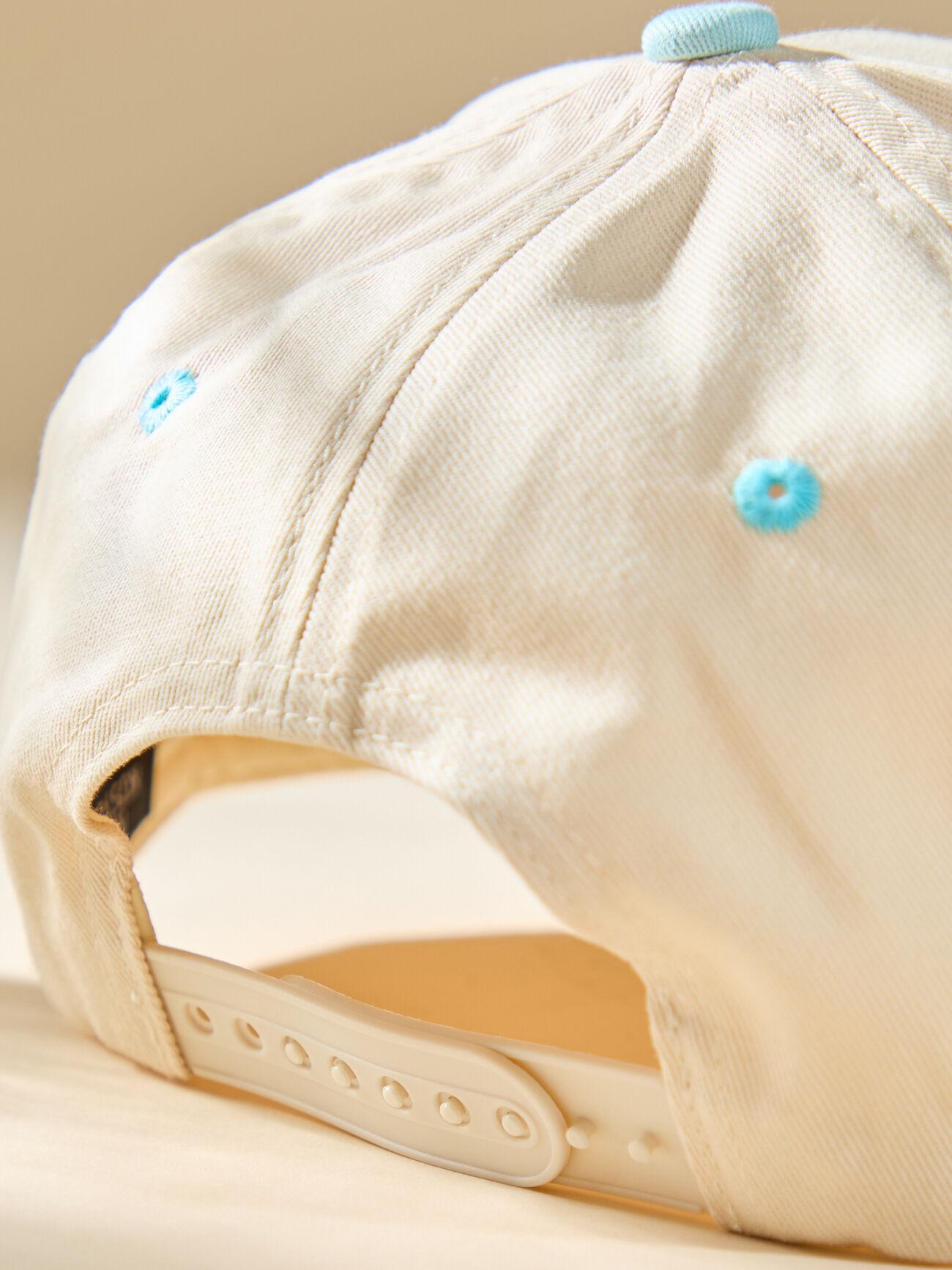 Beachin' Trucker Hat Product Image