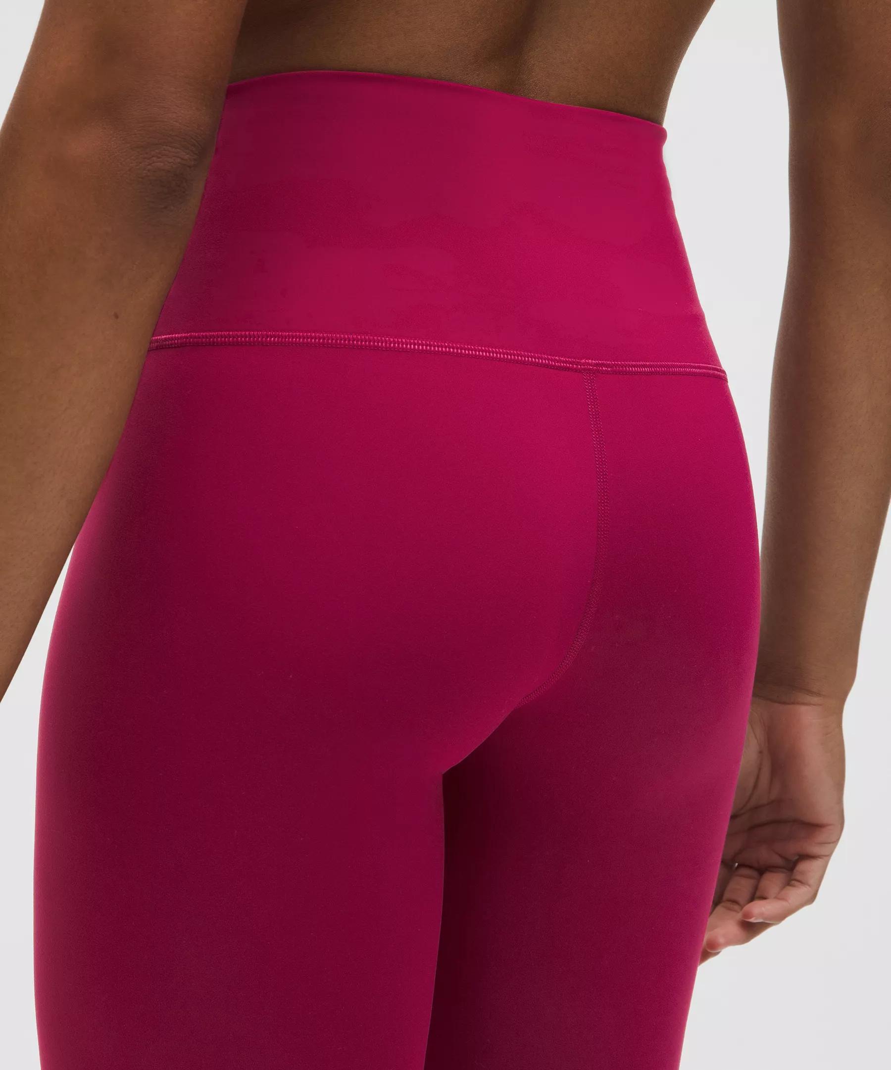 Wunder Train High-Rise Crop 23" Product Image