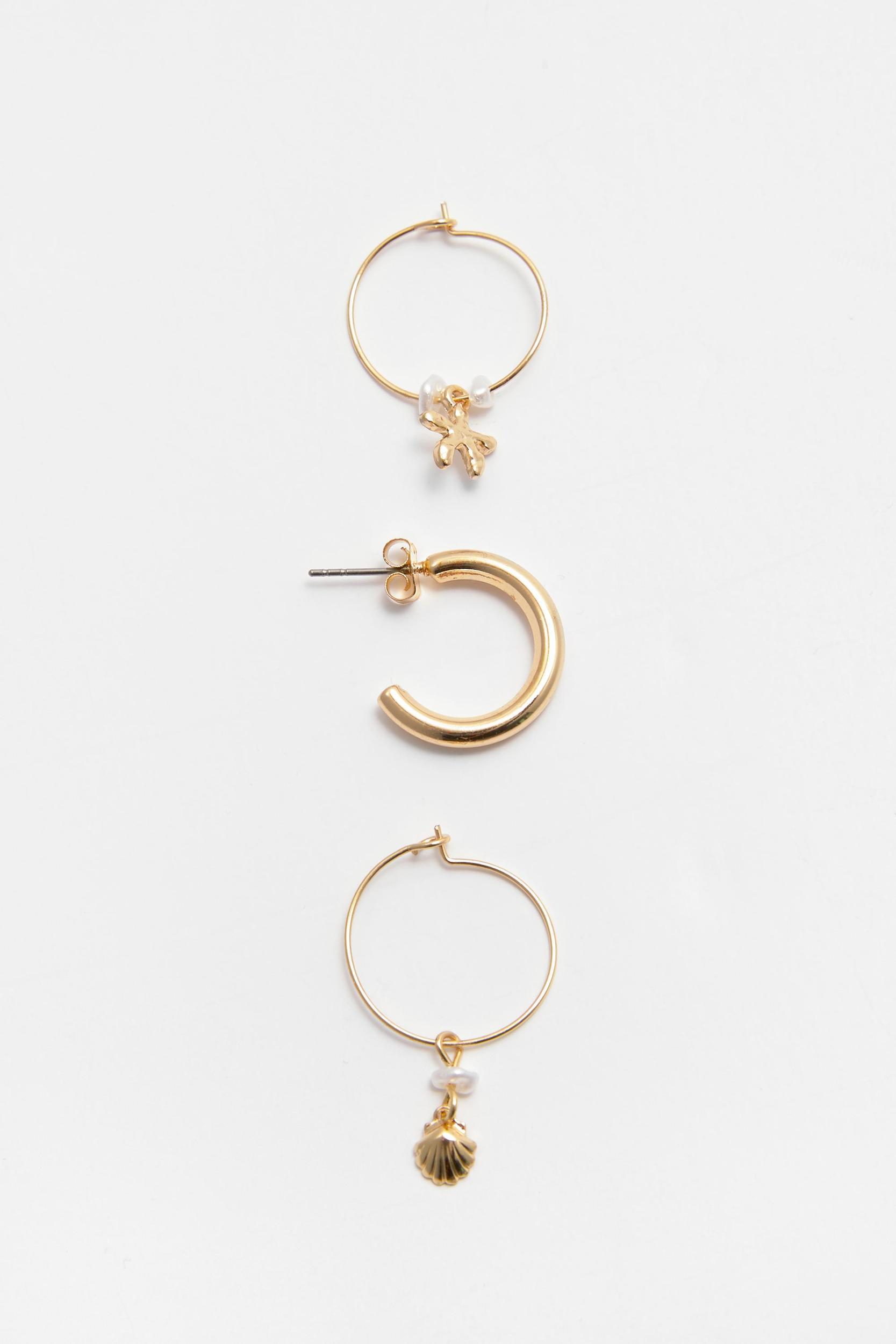 6-pack of seashell earrings Product Image
