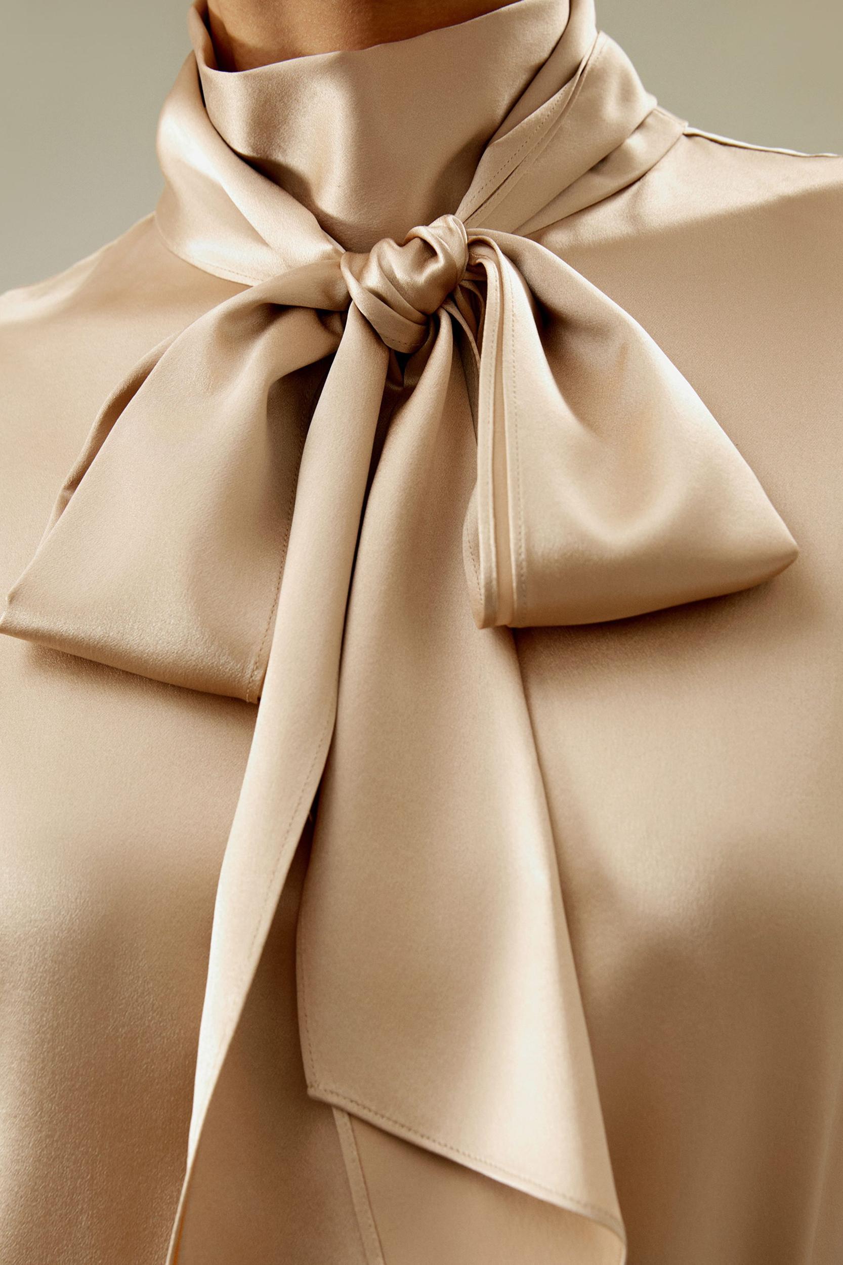 Sleeveless Tie-Neck Silk Blouse Product Image