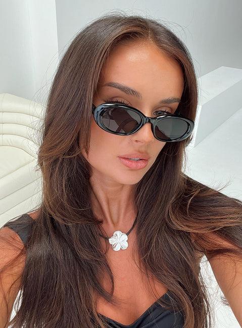 Cassianer Sunglasses Black Product Image