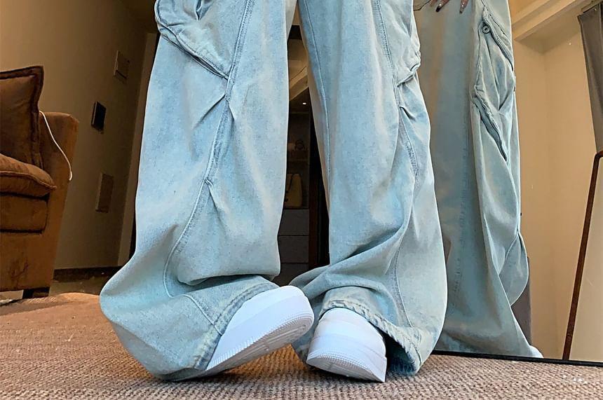 Mid Waist Washed Wide Leg Cargo Jeans Product Image