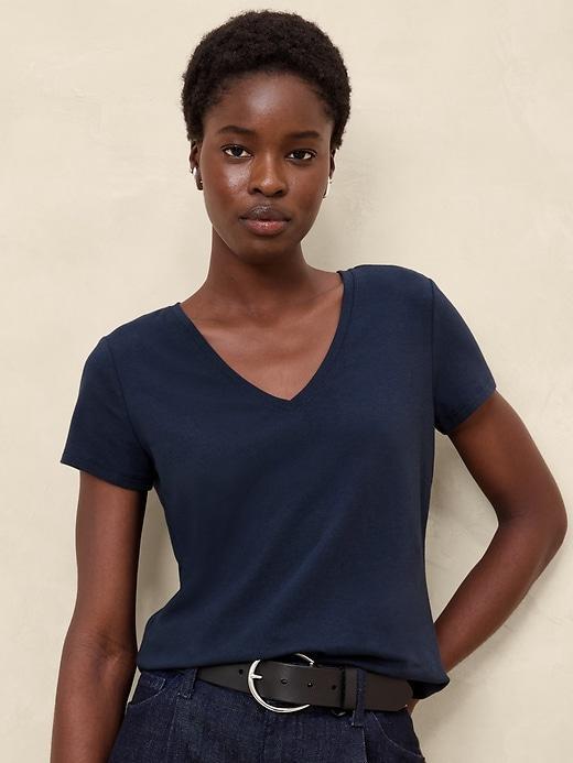 Timeless V-Neck T-Shirt Product Image