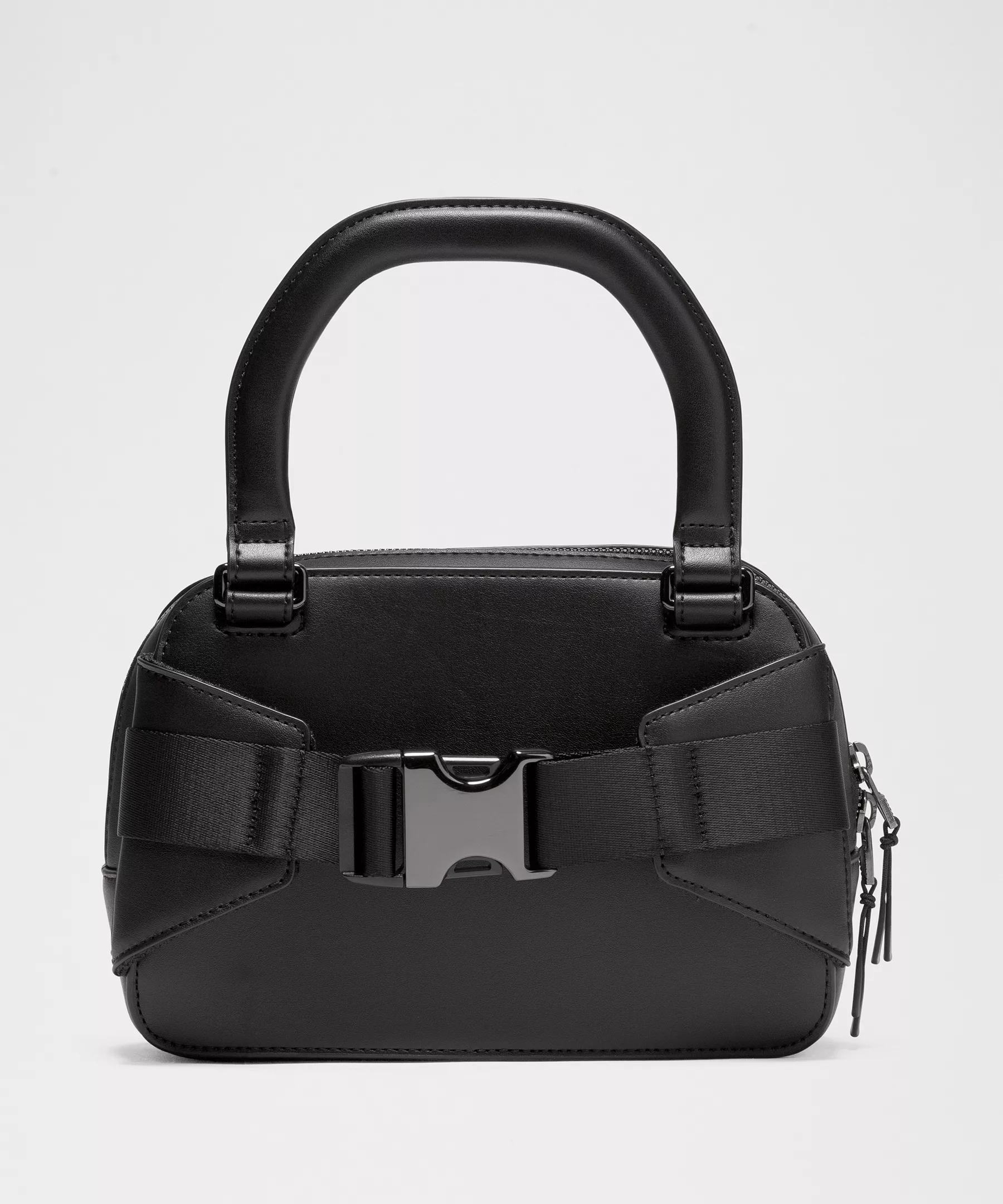 Top-Handle Large Belt Bag 2L *SLNSH Collection Product Image