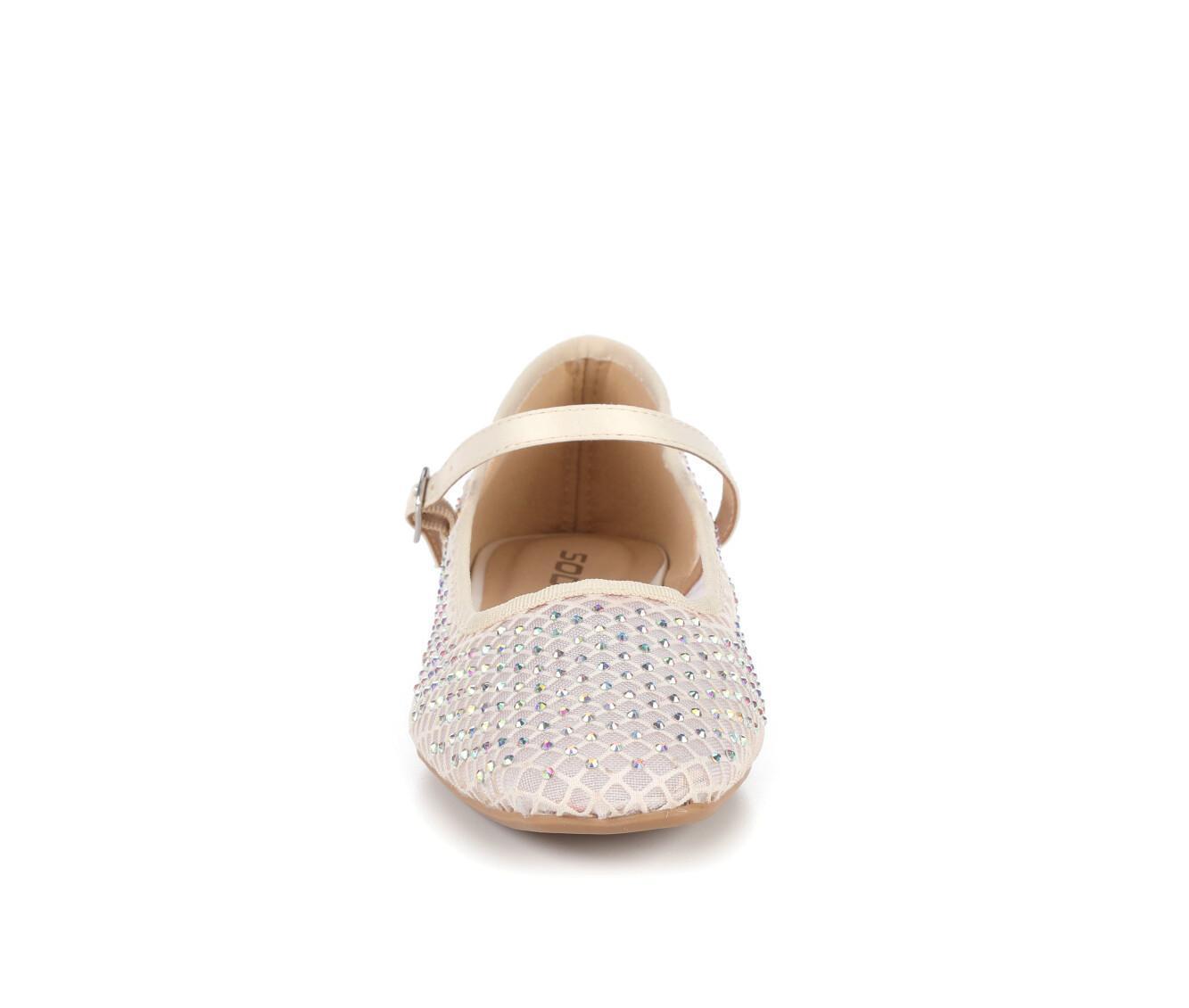 Women's Soda Geneva-S Flats Product Image