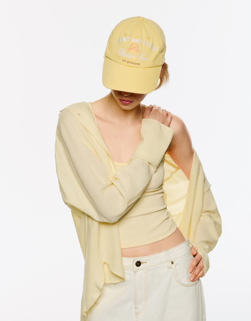 Embroidered cap Product Image