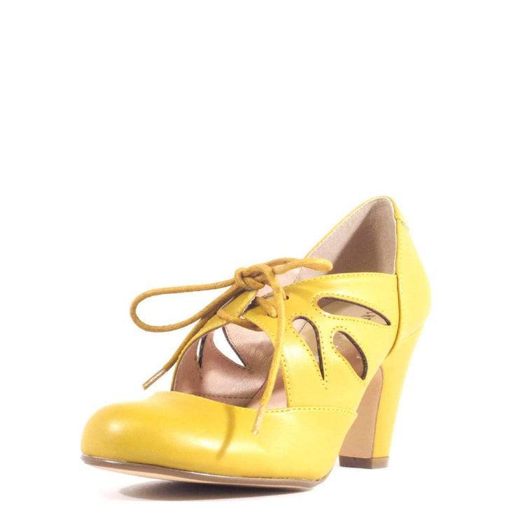 Christie Vintage Inspired Heels Product Image