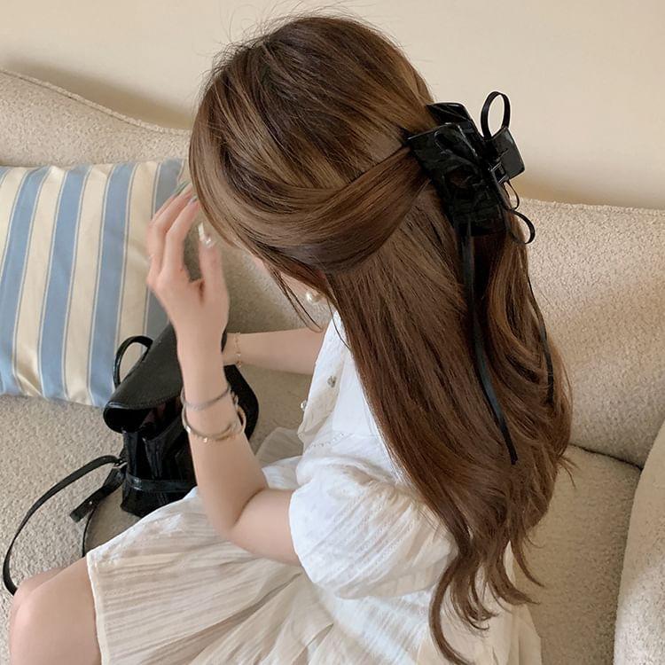 Ribbon Hair Claw Product Image