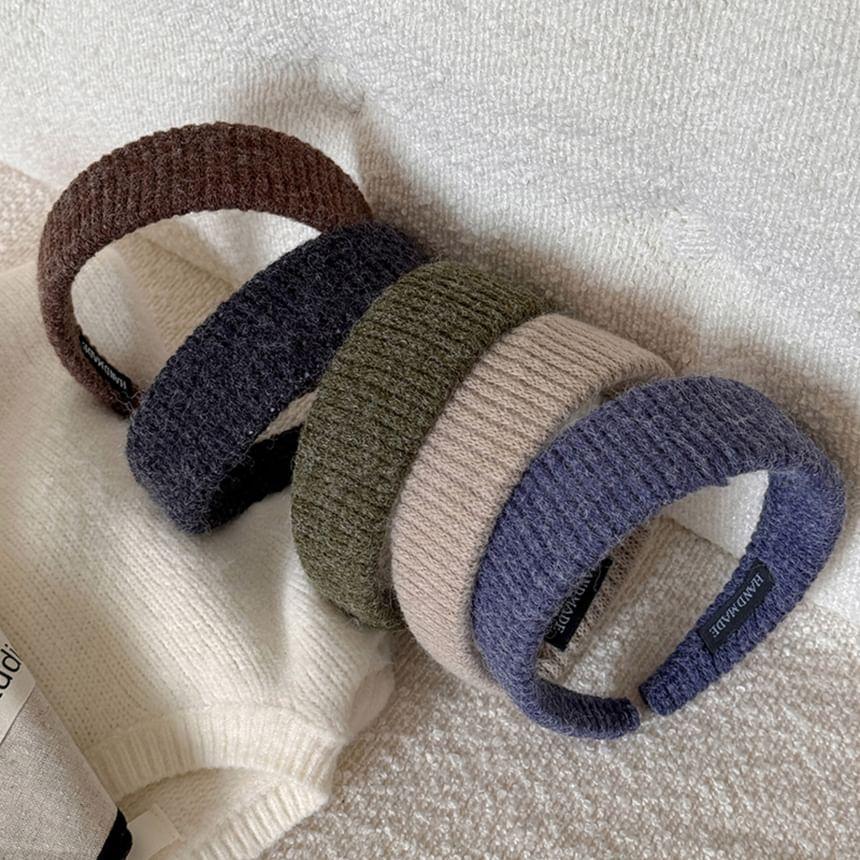 Plain Knitted Headband Product Image