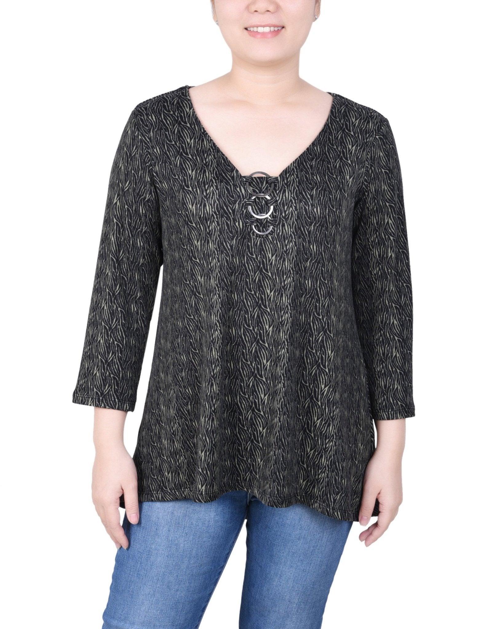 3/4 Length Sleeve 3-Ring Top - Petite Product Image