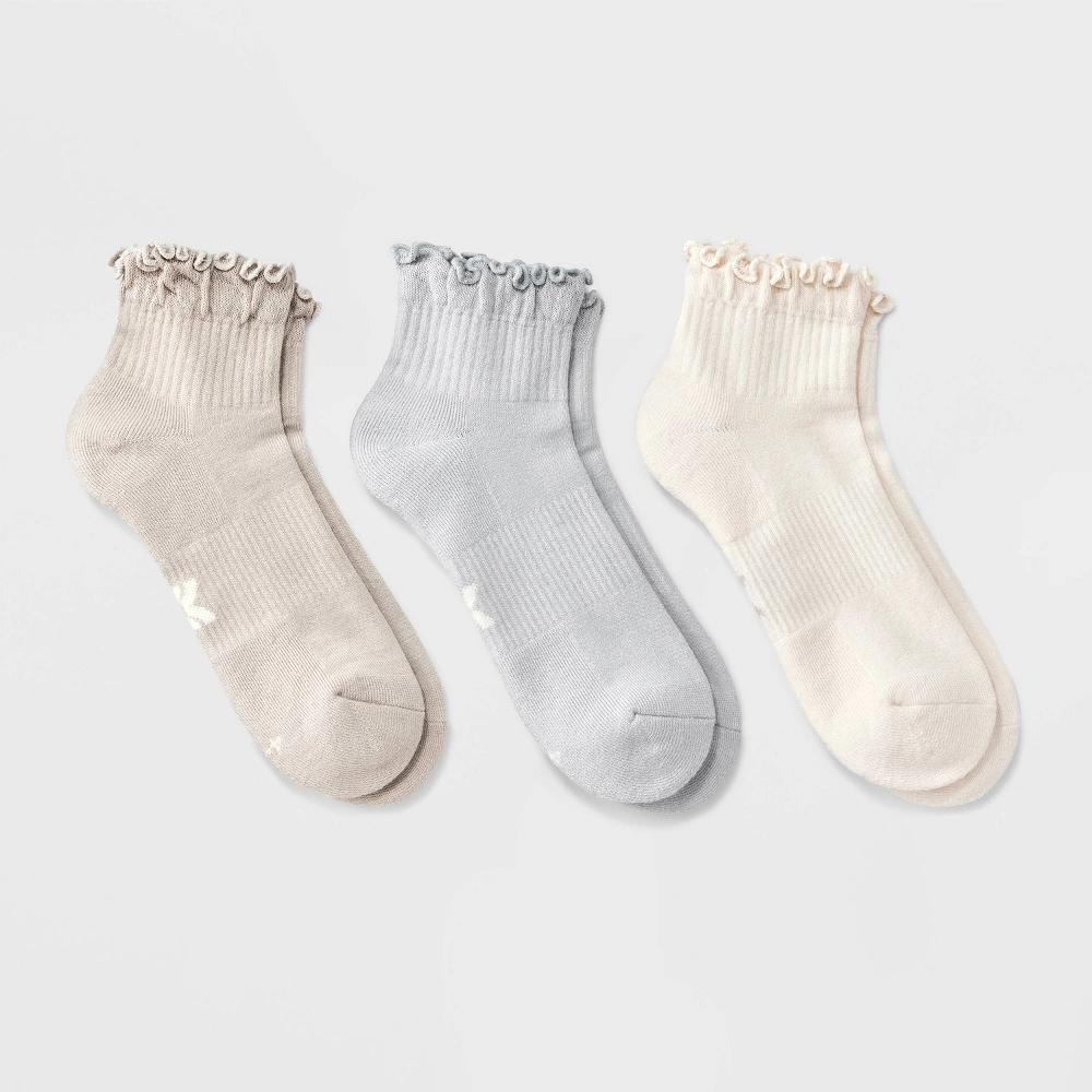 Womens Cushioned Ruffle 3pk Athletic Ankle Socks - All In Motion 4-10 Product Image