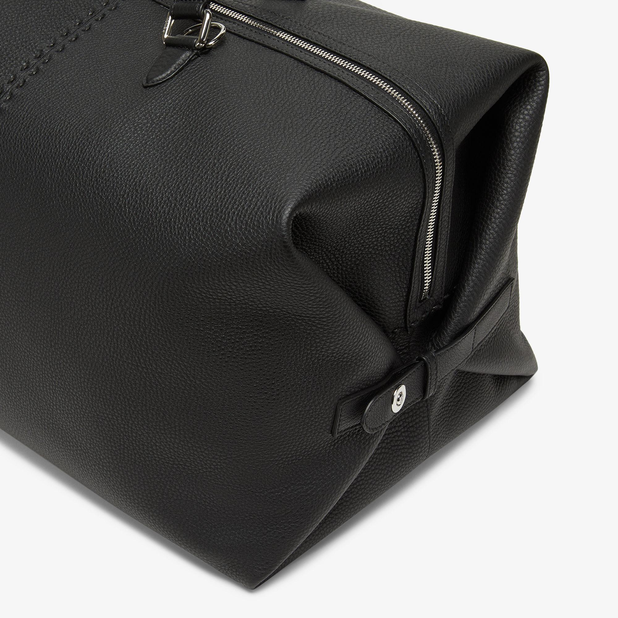 Selleria Fendi Siesta LargeBlack Selleria bag with 568 hand-sewn topstitches Product Image