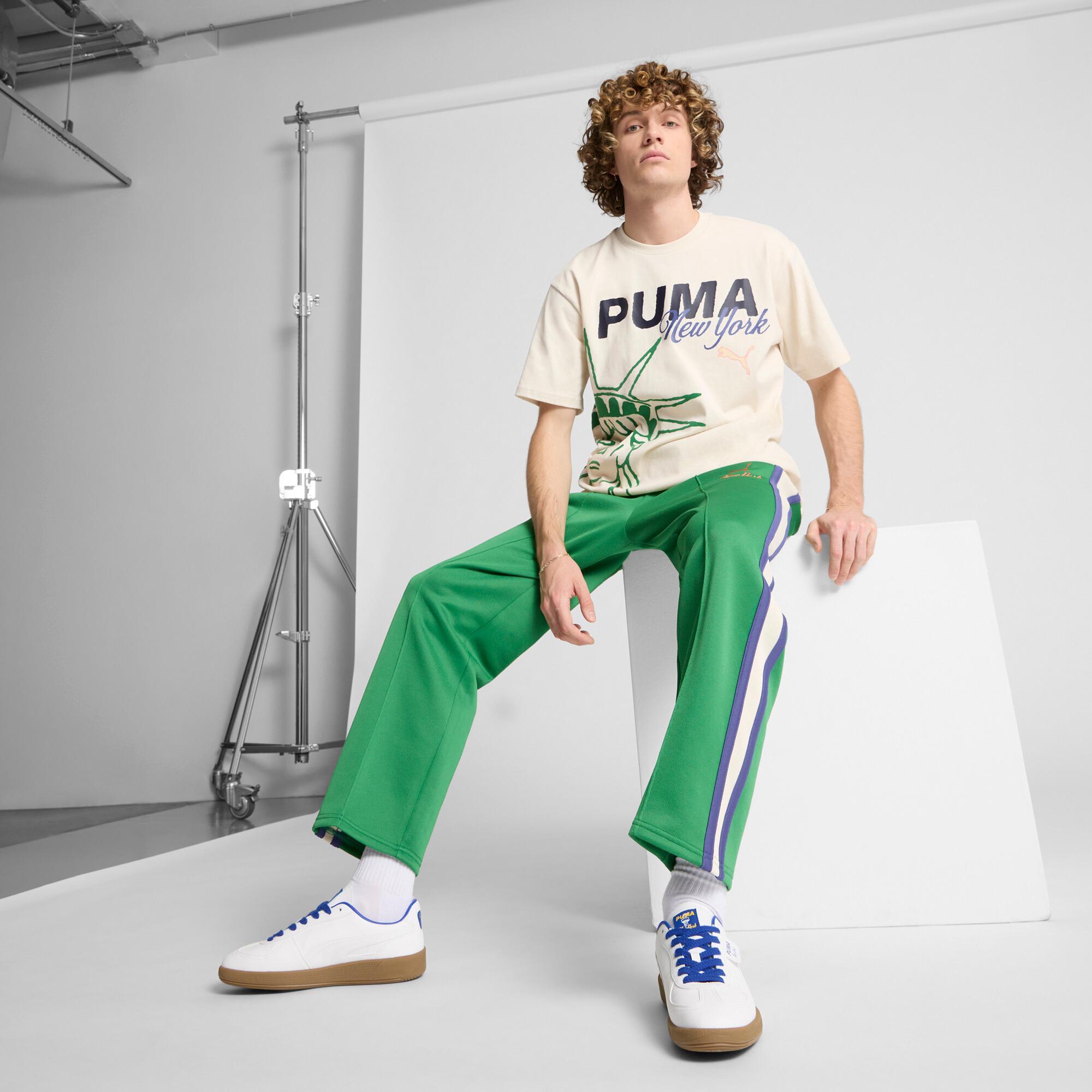 PUMA WARDROBE ESS Graphic T-Shirt Product Image