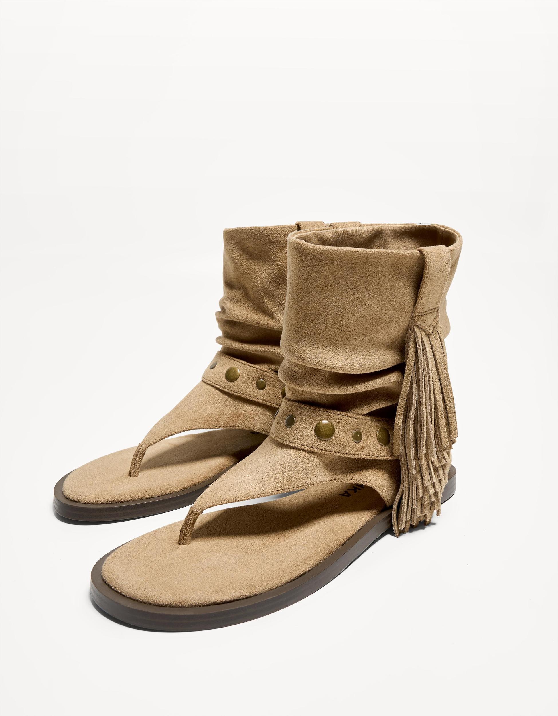 Flat sandals with fringed strap Product Image