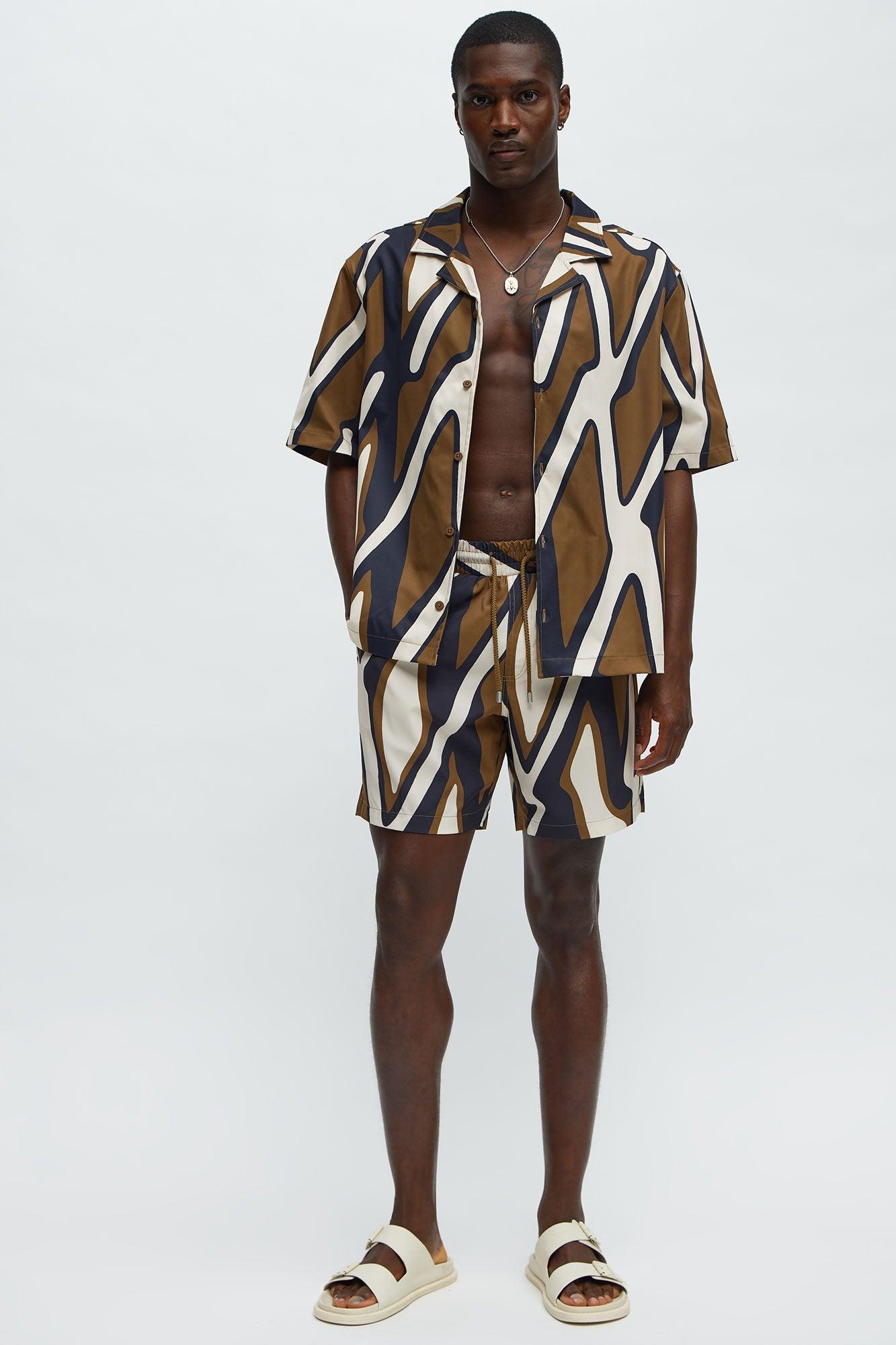 Cropped Chaos Current Printed Cuban Collar Short Sleeve Shirt - Brown Combo Product Image