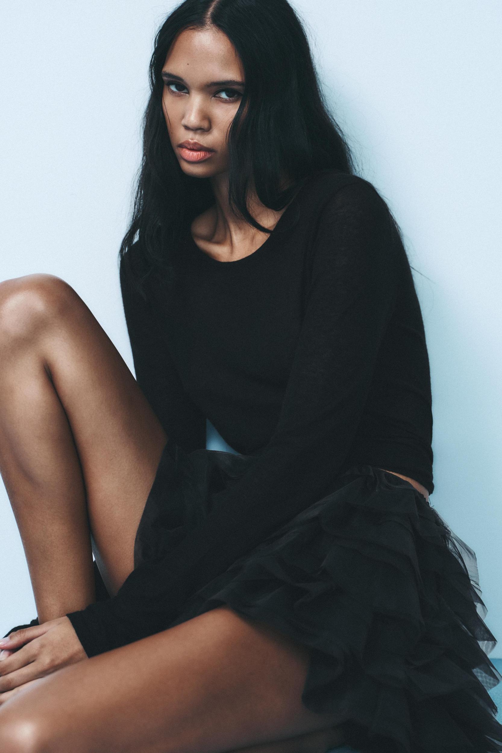 TULLE MINI SKIRT Product Image