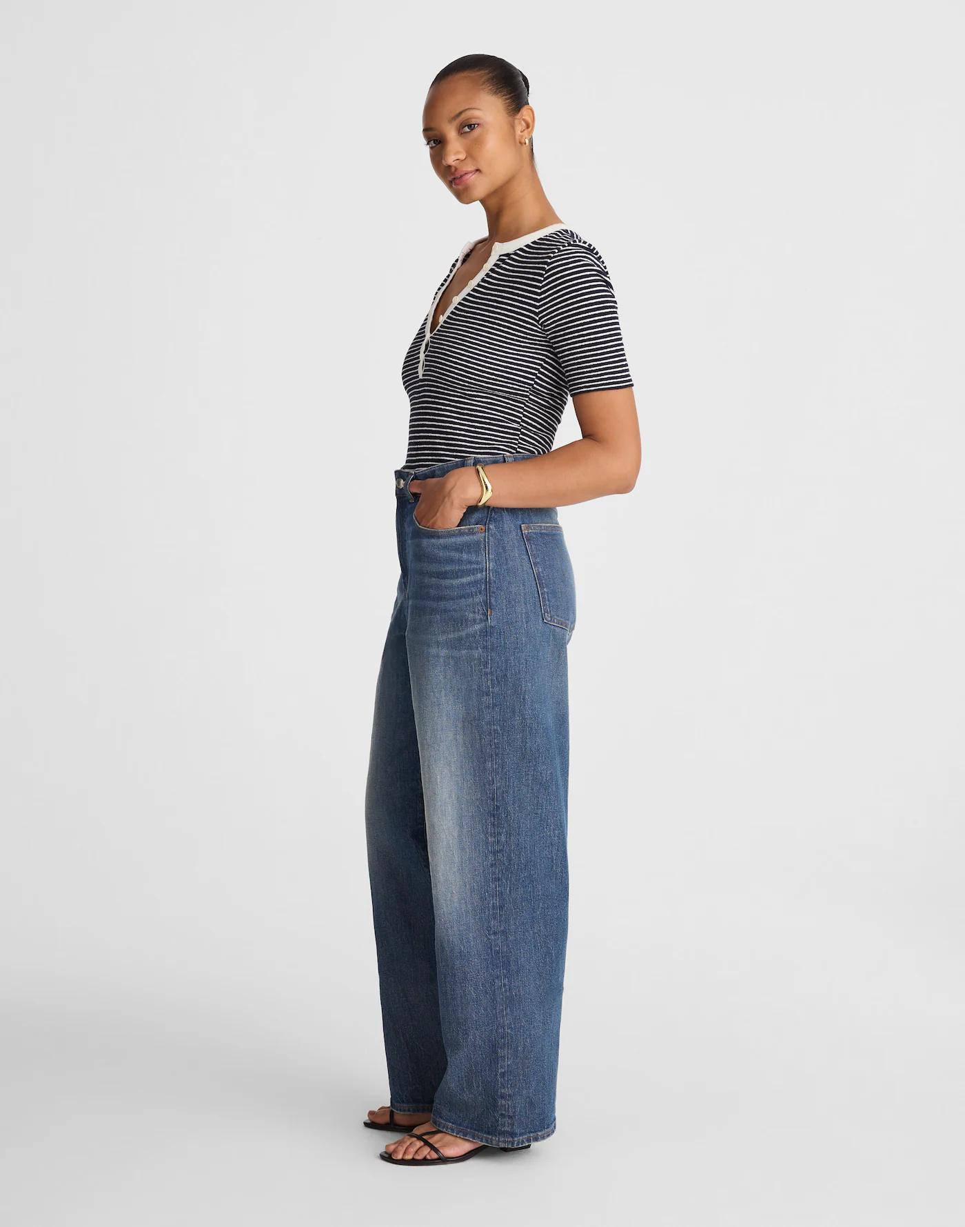 The Curvy Perfect Vintage Wide-Leg Jean Product Image