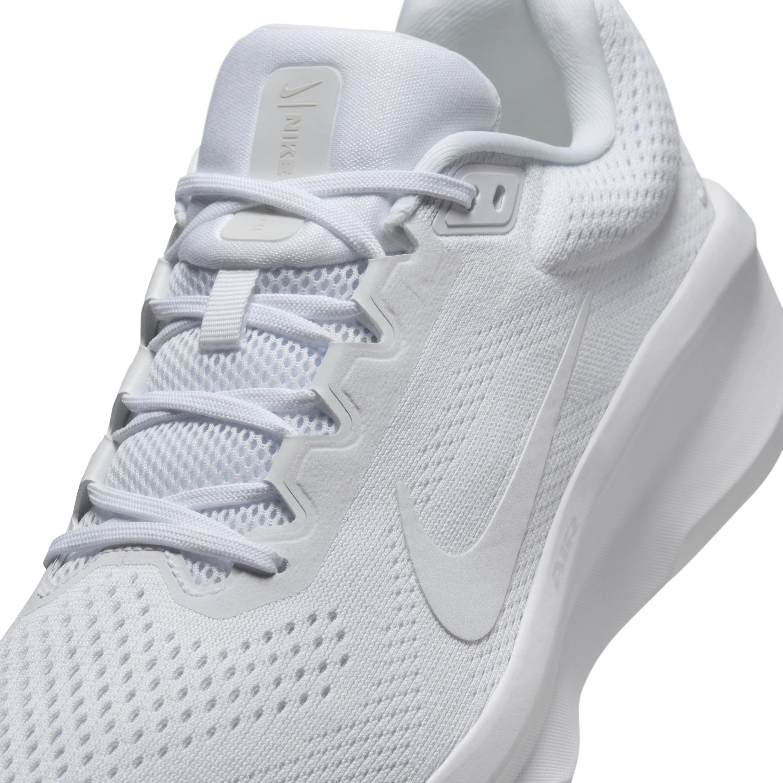 Nike Mens Air Winflo 11 Running Shoe Product Image