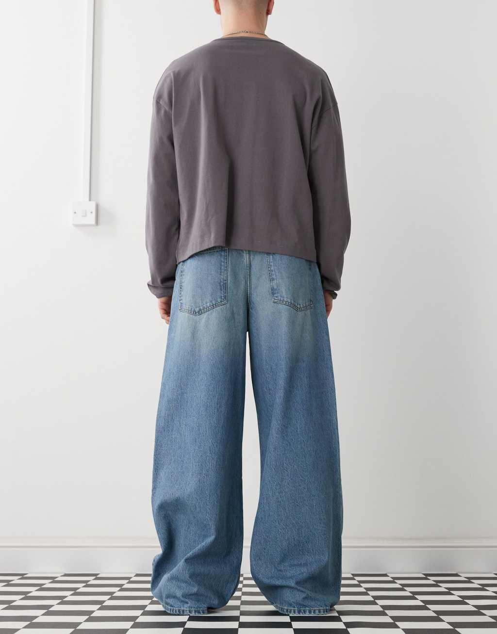 COLLUSION X003 wide leg jeans in midwash blue Product Image