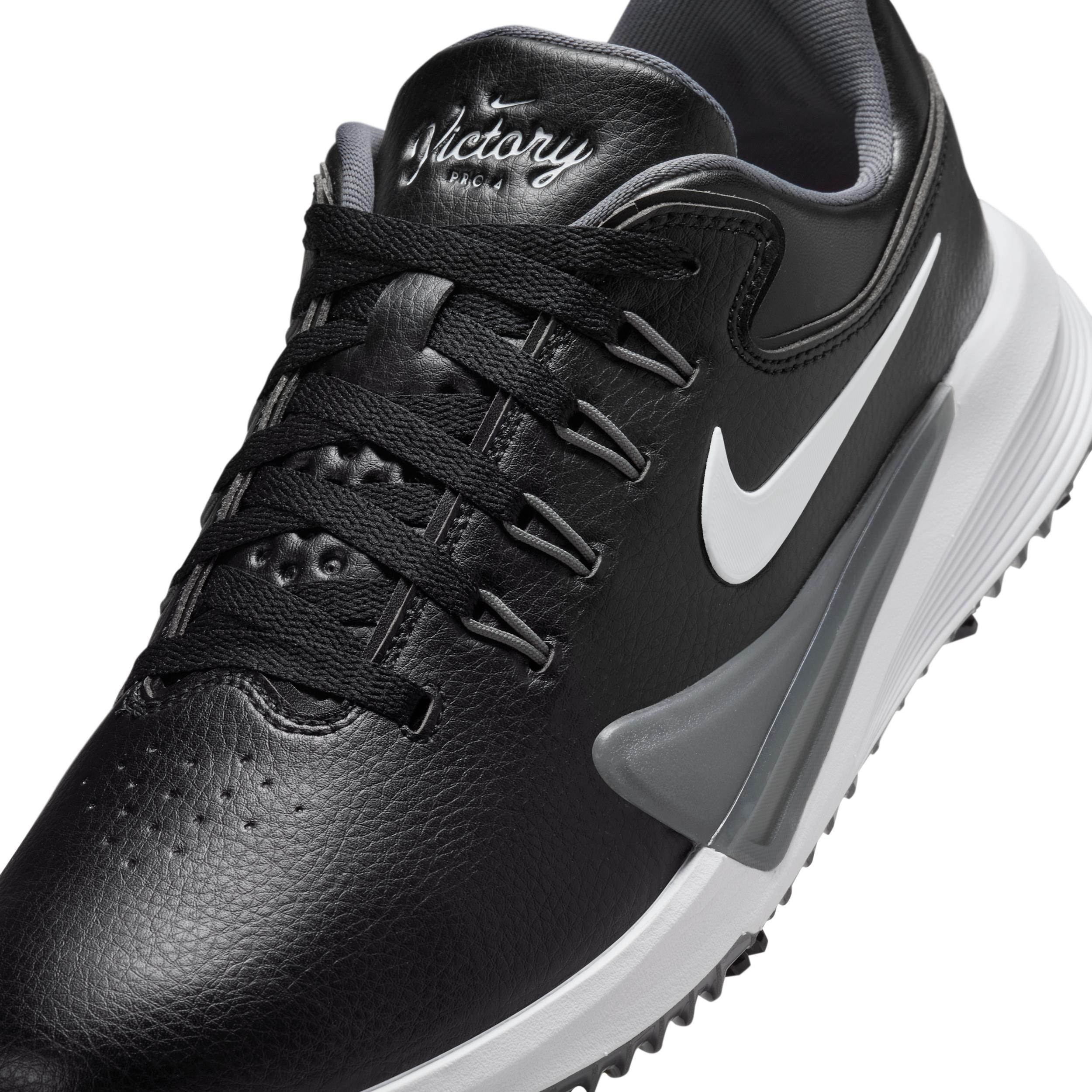 Nike Men's Victory Pro 4 Golf Shoes Product Image