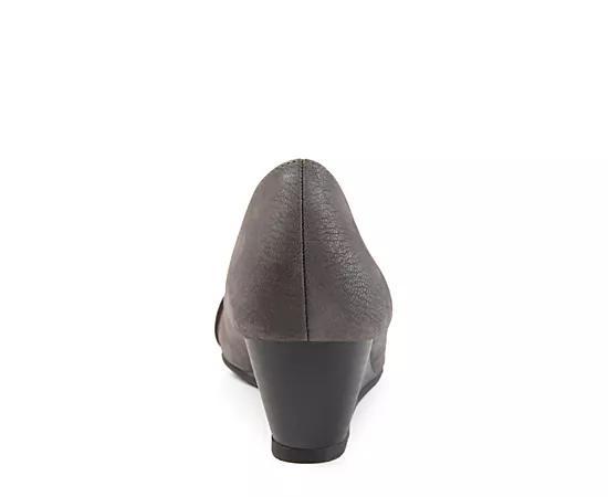 Journee Collection Womens Graysn Pump Product Image