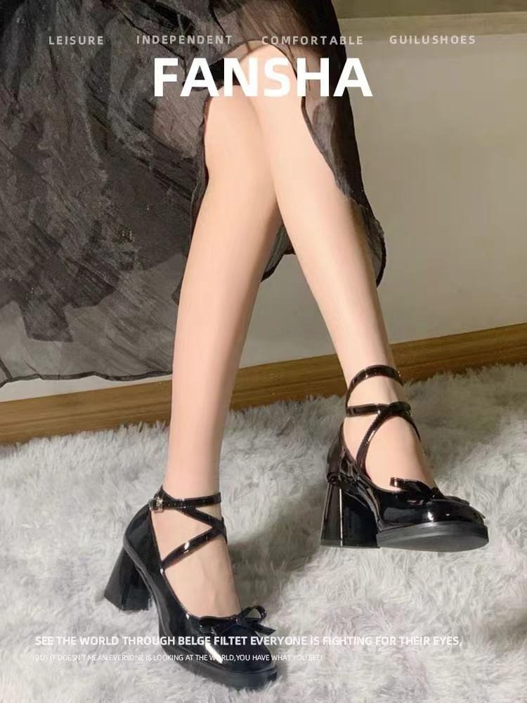 Block Heel Mary Jane Pumps Product Image