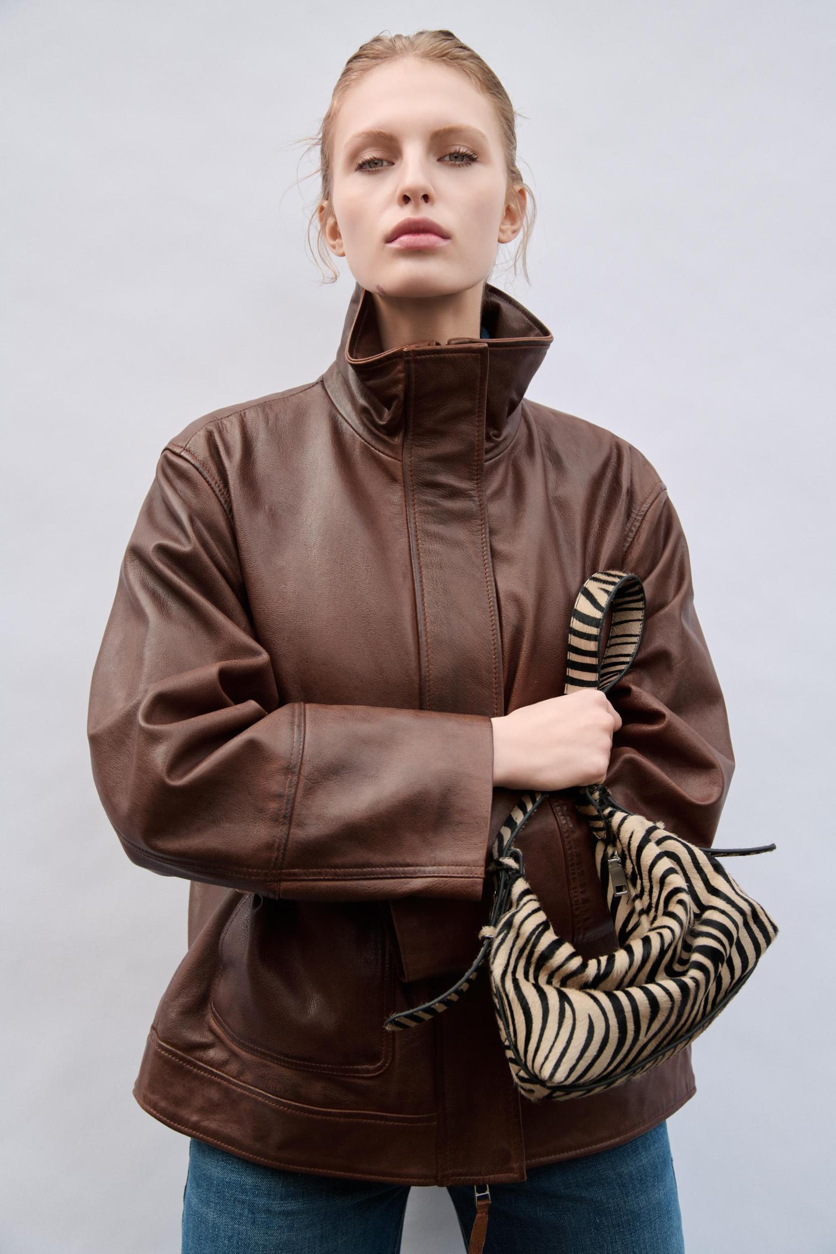 ANIMAL PRINT LEATHER AND HAIR SHOULDER BAG Product Image