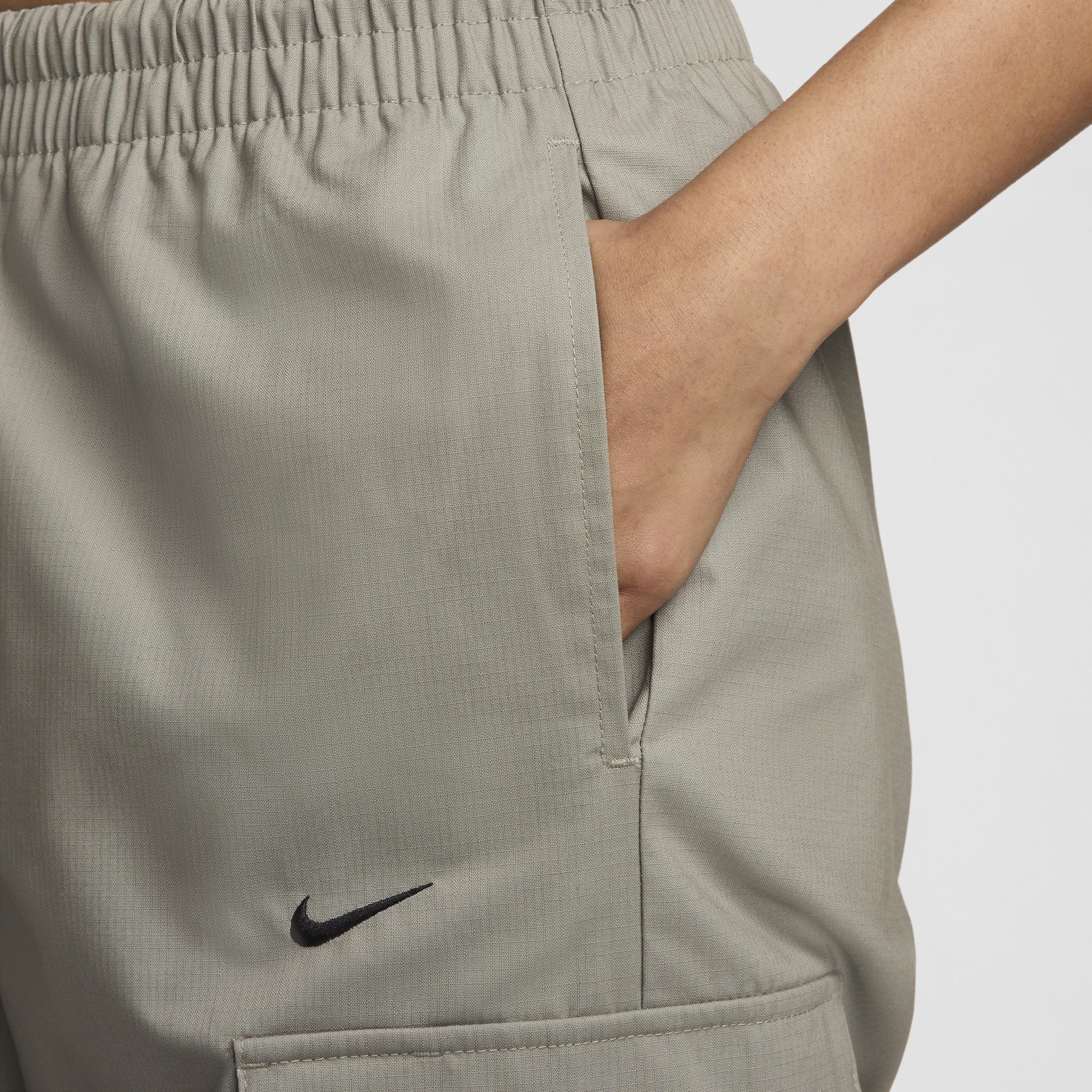 Nike Sportswear Everything Wovens Women's Mid-Rise Cargo Pants Product Image